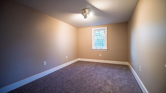 17 Waumbeck Road, Wolfeboro, NH 03894