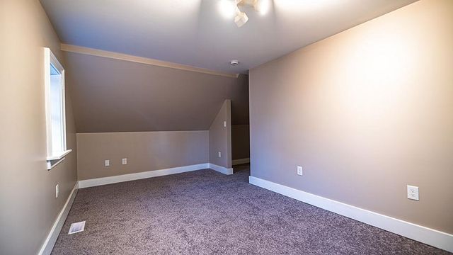 17 Waumbeck Road, Wolfeboro, NH 03894