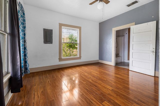 719 W Tarleton Street, Stephenville, TX 76401