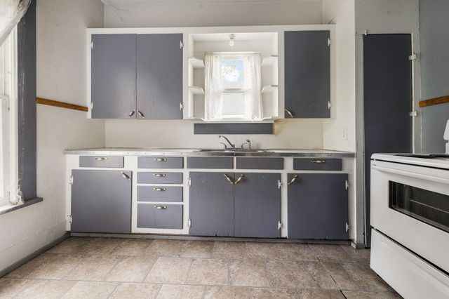 719 W Tarleton Street, Stephenville, TX 76401