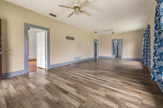 719 W Tarleton Street, Stephenville, TX 76401