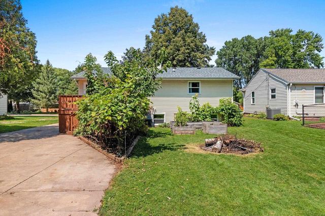 701 W 7TH STREET, Kaukauna, WI 54130