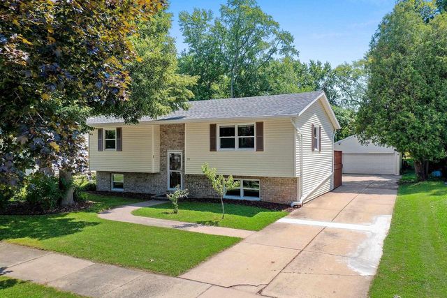701 W 7TH STREET, Kaukauna, WI 54130
