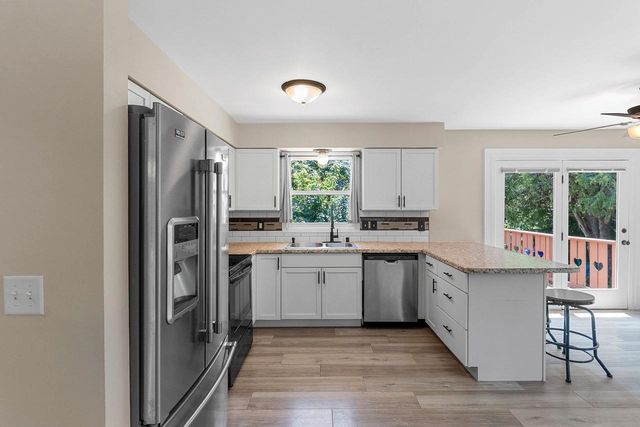 701 W 7TH STREET, Kaukauna, WI 54130