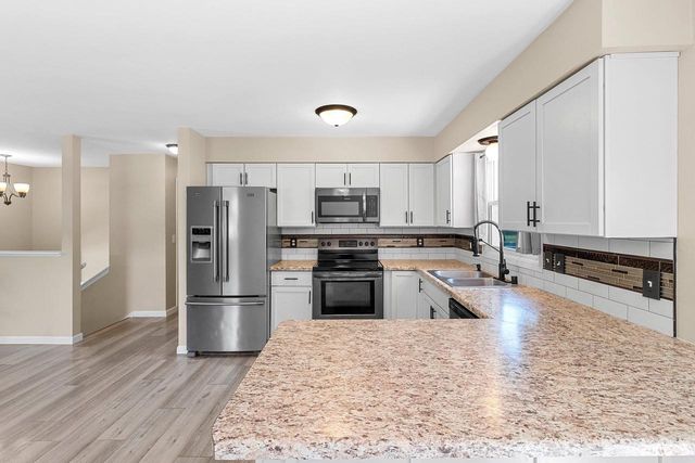 701 W 7TH STREET, Kaukauna, WI 54130
