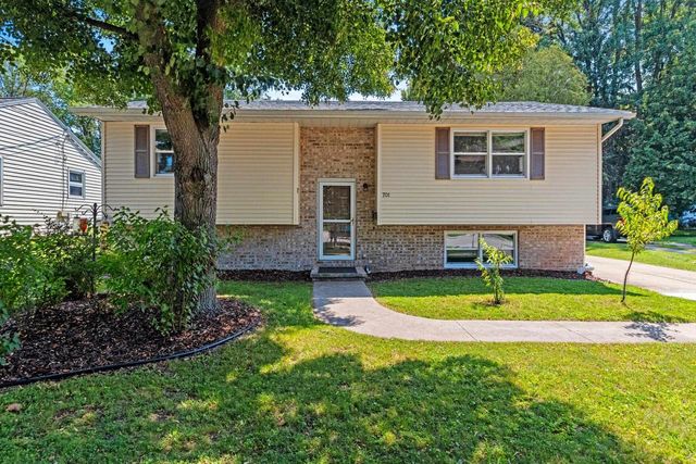 701 W 7TH STREET, Kaukauna, WI 54130