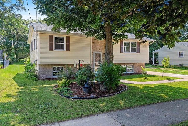 701 W 7TH STREET, Kaukauna, WI 54130