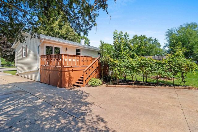 701 W 7TH STREET, Kaukauna, WI 54130