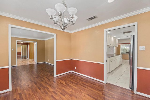 5447 Indigo Street, Houston, TX 77096
