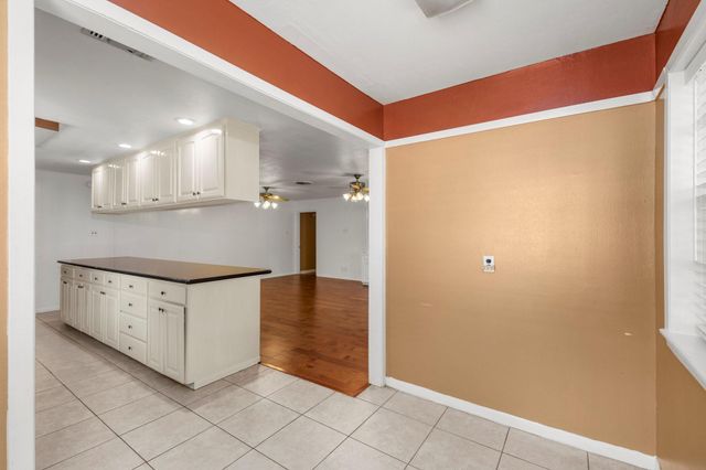 5447 Indigo Street, Houston, TX 77096