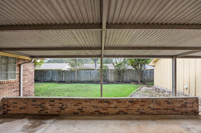 5447 Indigo Street, Houston, TX 77096
