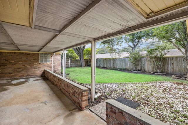 5447 Indigo Street, Houston, TX 77096