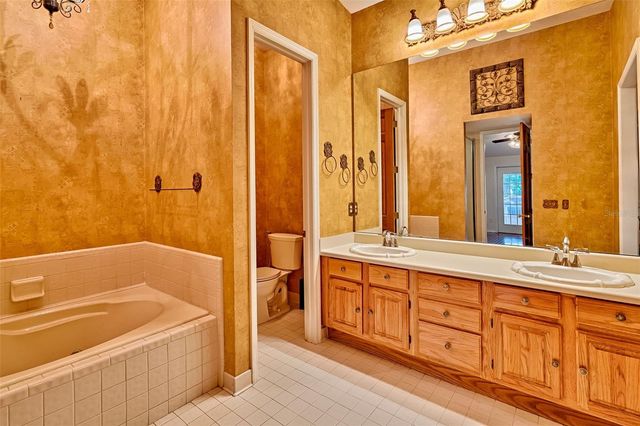 23 NW 48TH BOULEVARD K, Gainesville, FL 32607