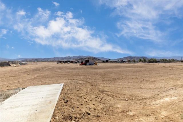 14625 Olema Road, Apple Valley, CA 92307