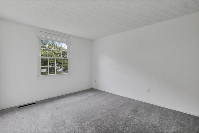 6660 Skywae Drive, Columbus, OH 43229