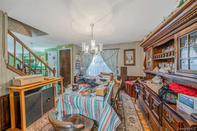 121 Kohr Road, Kings Park, NY 11754