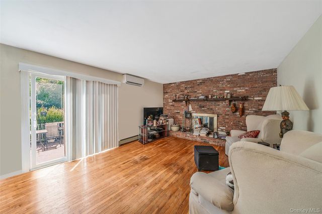 121 Kohr Road, Kings Park, NY 11754