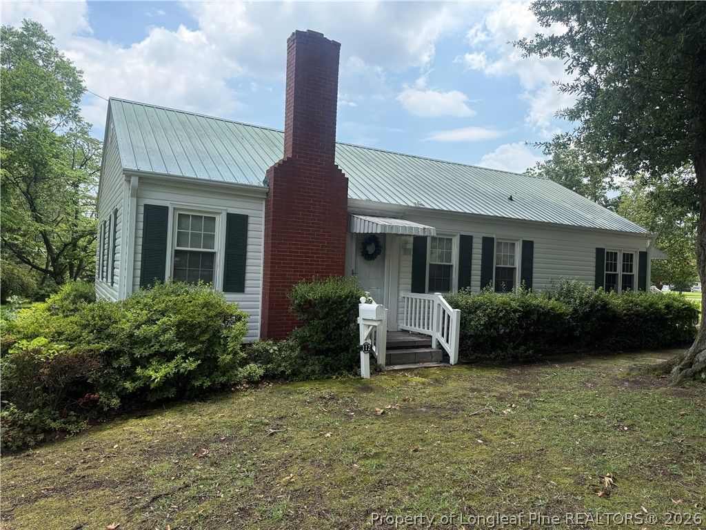 112 N Wright Street, Raeford, NC 28376 — photo 12