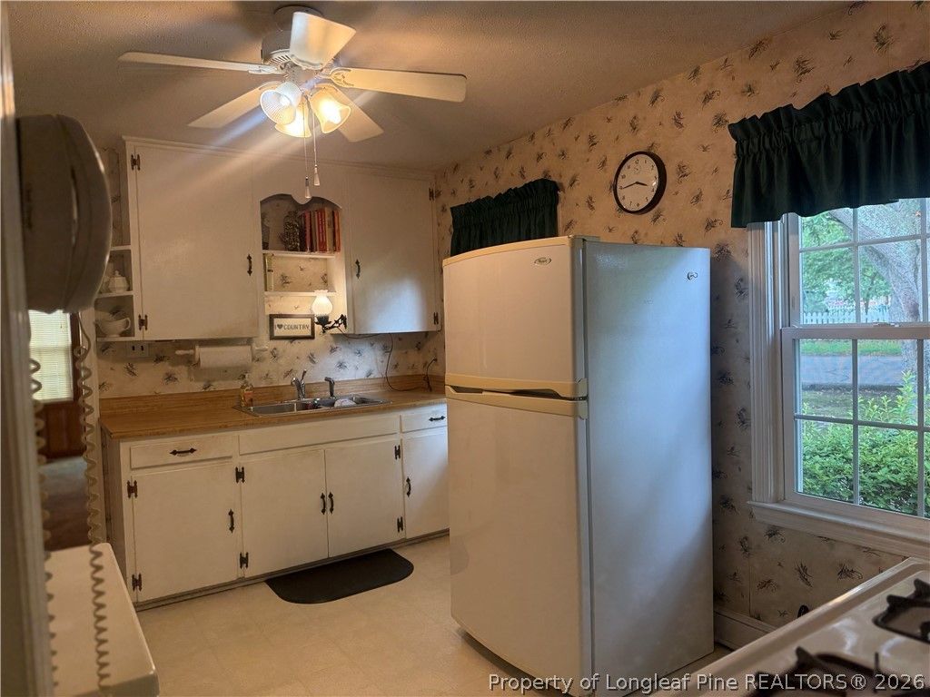 112 N Wright Street, Raeford, NC 28376 — photo 16