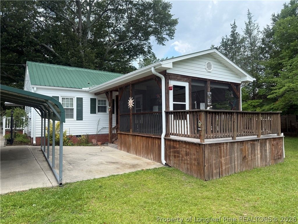 112 N Wright Street, Raeford, NC 28376 — photo 5