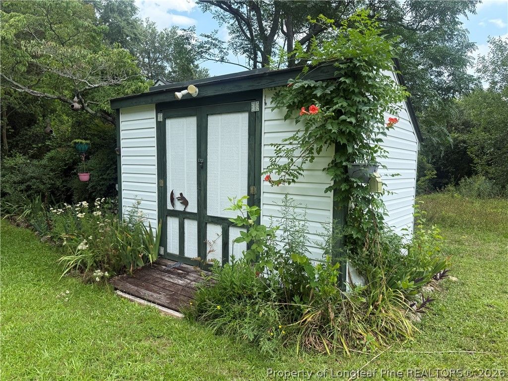 112 N Wright Street, Raeford, NC 28376 — photo 7