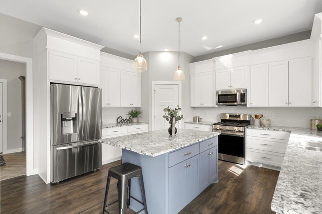 12715 Edison Street NE, Blaine, MN 55449