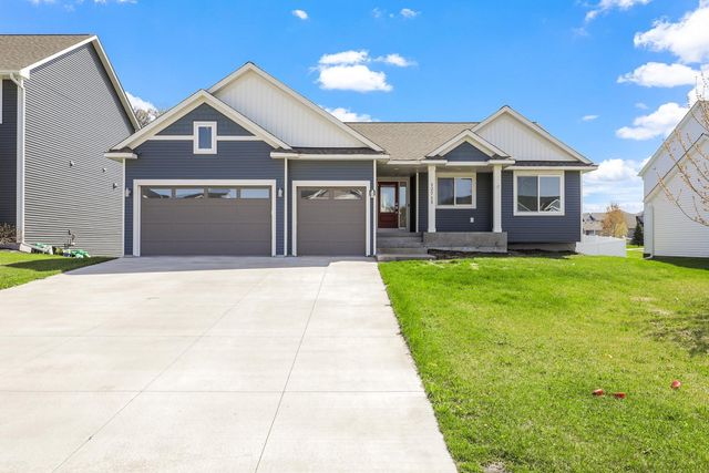 12715 Edison Street NE, Blaine, MN 55449