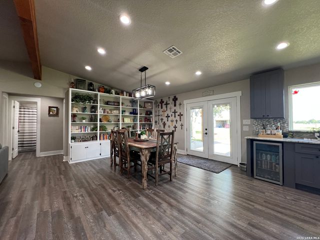 1797 W US Highway 90 East, Hondo, TX 78861