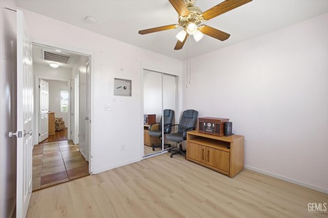 308 War Admiral Drive, Bakersfield, CA 93307