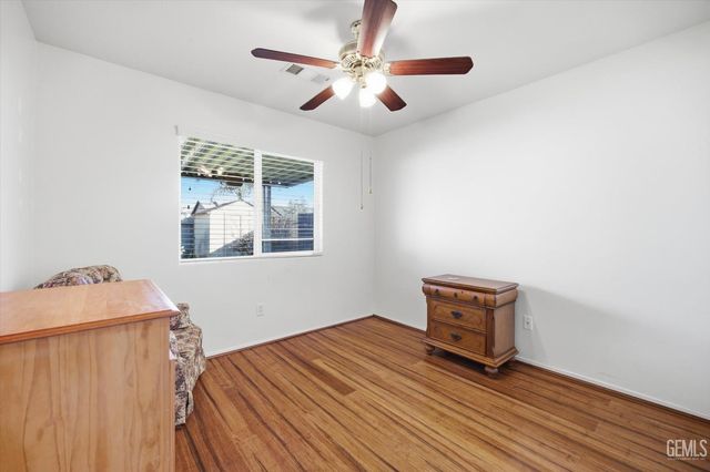 308 War Admiral Drive, Bakersfield, CA 93307