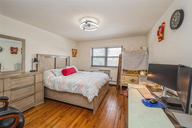 216 Fulton Street 1B, Farmingdale, NY 11735