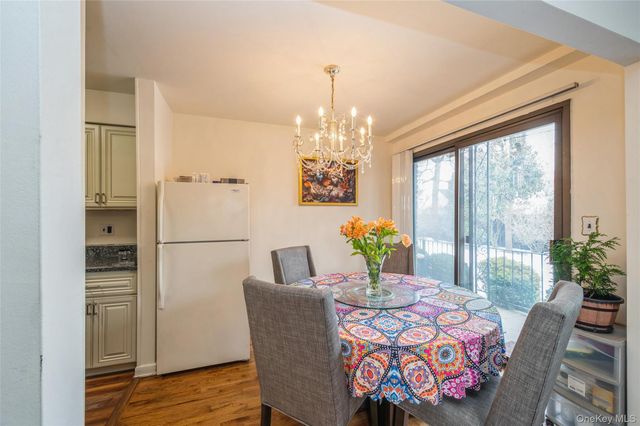 216 Fulton Street 1B, Farmingdale, NY 11735