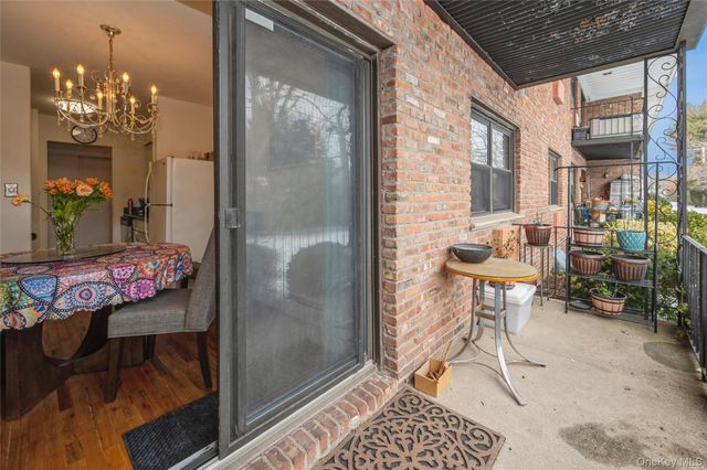 216 Fulton Street 1B, Farmingdale, NY 11735