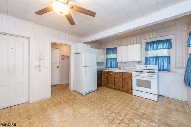 60 Martin Rd, Verona Twp., NJ 07044