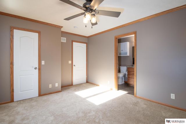 4431 W Leighton Avenue, Lincoln, NE 68524