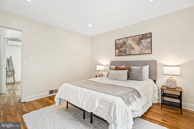 28 35TH STREET, Washington, DC 20019