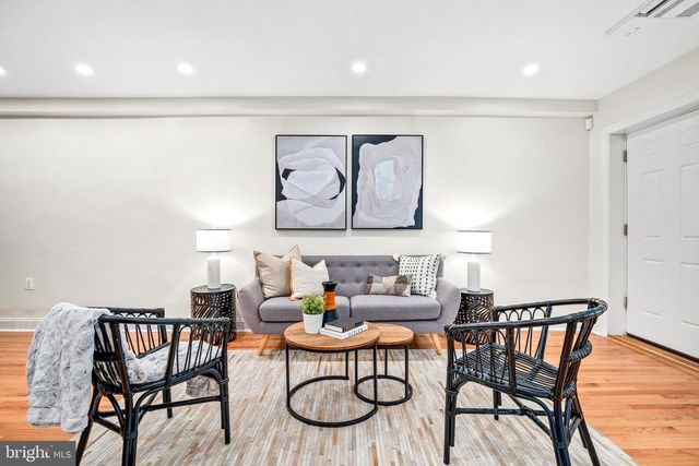 28 35TH STREET, Washington, DC 20019