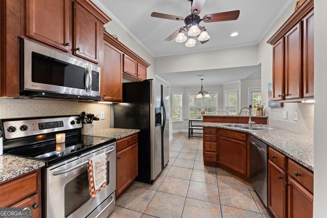 204 Galloway Street, Kathleen, GA 31047