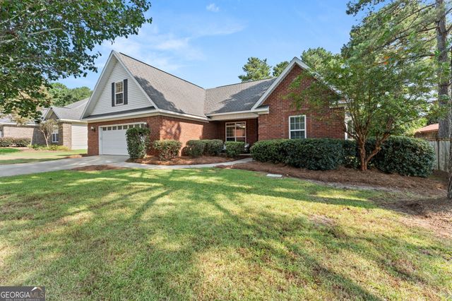 204 Galloway Street, Kathleen, GA 31047