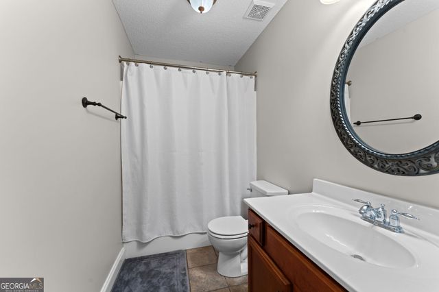 204 Galloway Street, Kathleen, GA 31047