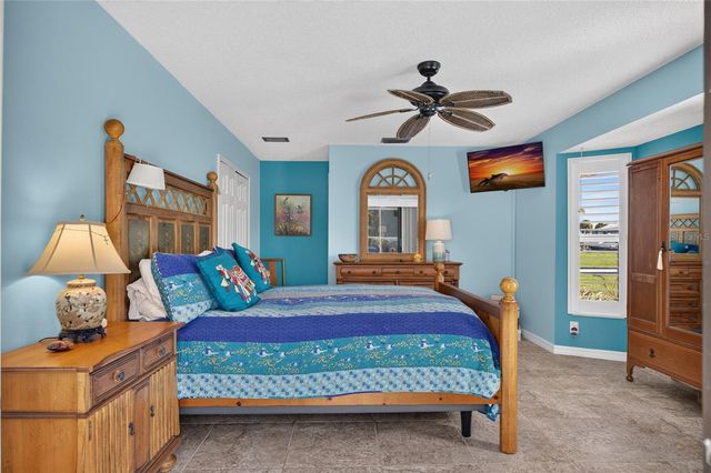 2516 DIXON TERRACE, Port Charlotte, FL 33981