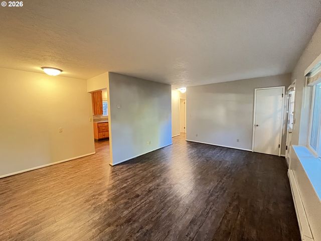 1630 CEDAR St, Forest Grove, OR 97116
