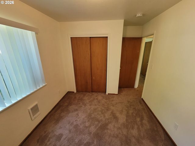 1630 CEDAR St, Forest Grove, OR 97116