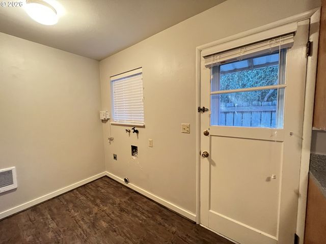 1630 CEDAR St, Forest Grove, OR 97116