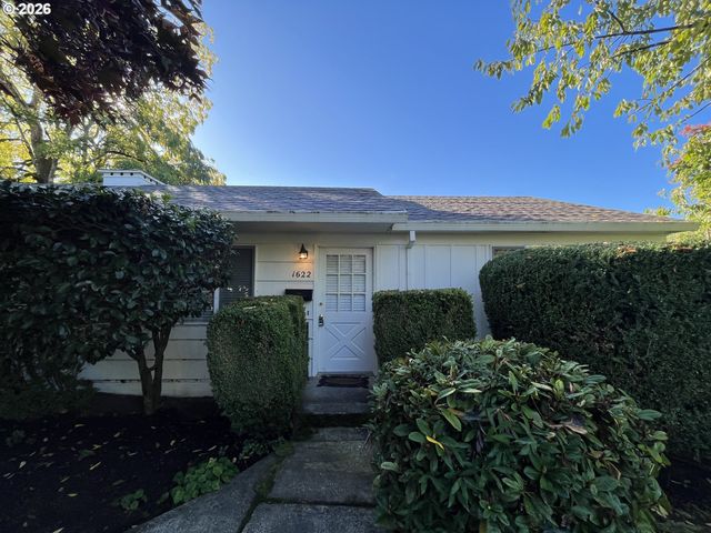1630 CEDAR St, Forest Grove, OR 97116