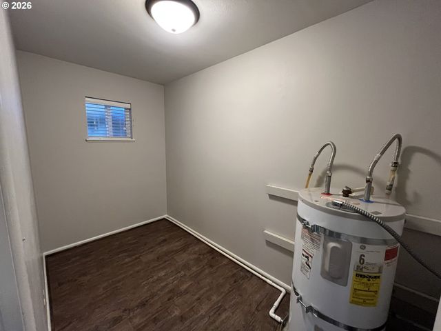 1630 CEDAR St, Forest Grove, OR 97116
