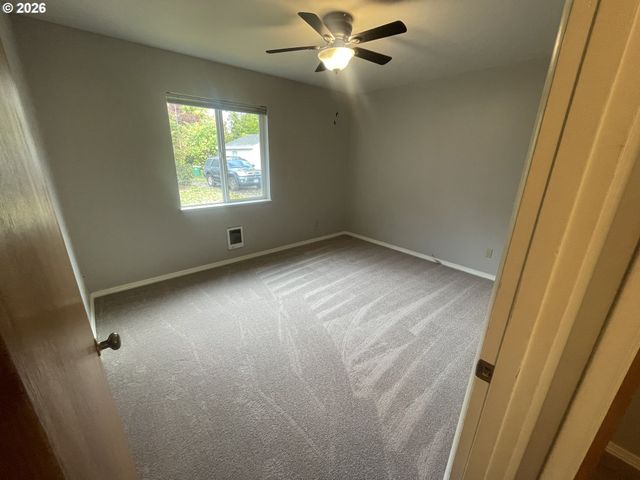 1630 CEDAR St, Forest Grove, OR 97116