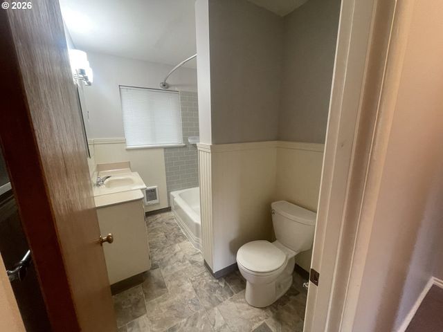 1630 CEDAR St, Forest Grove, OR 97116