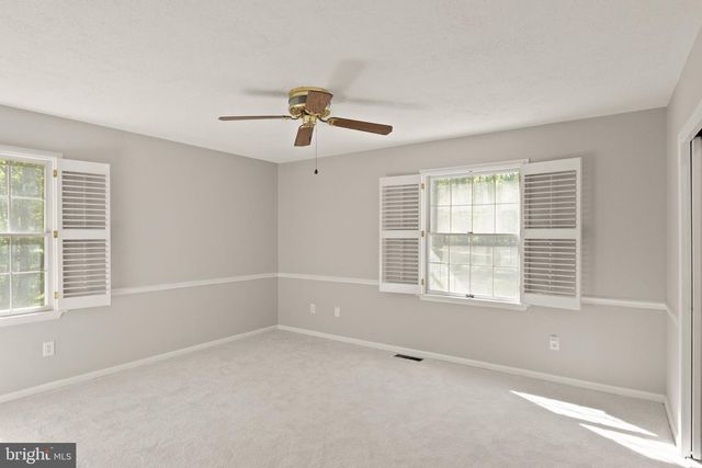 3430 COURTNEY SCHOOL RD, Midland, VA 22728
