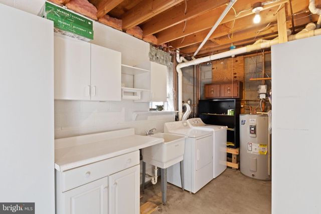 3430 COURTNEY SCHOOL RD, Midland, VA 22728